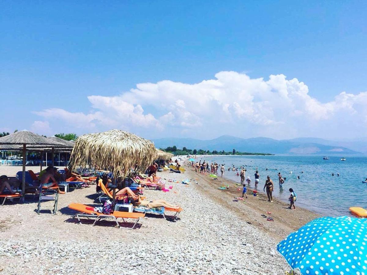 Rousetis Apartments Айгио Екстериор снимка